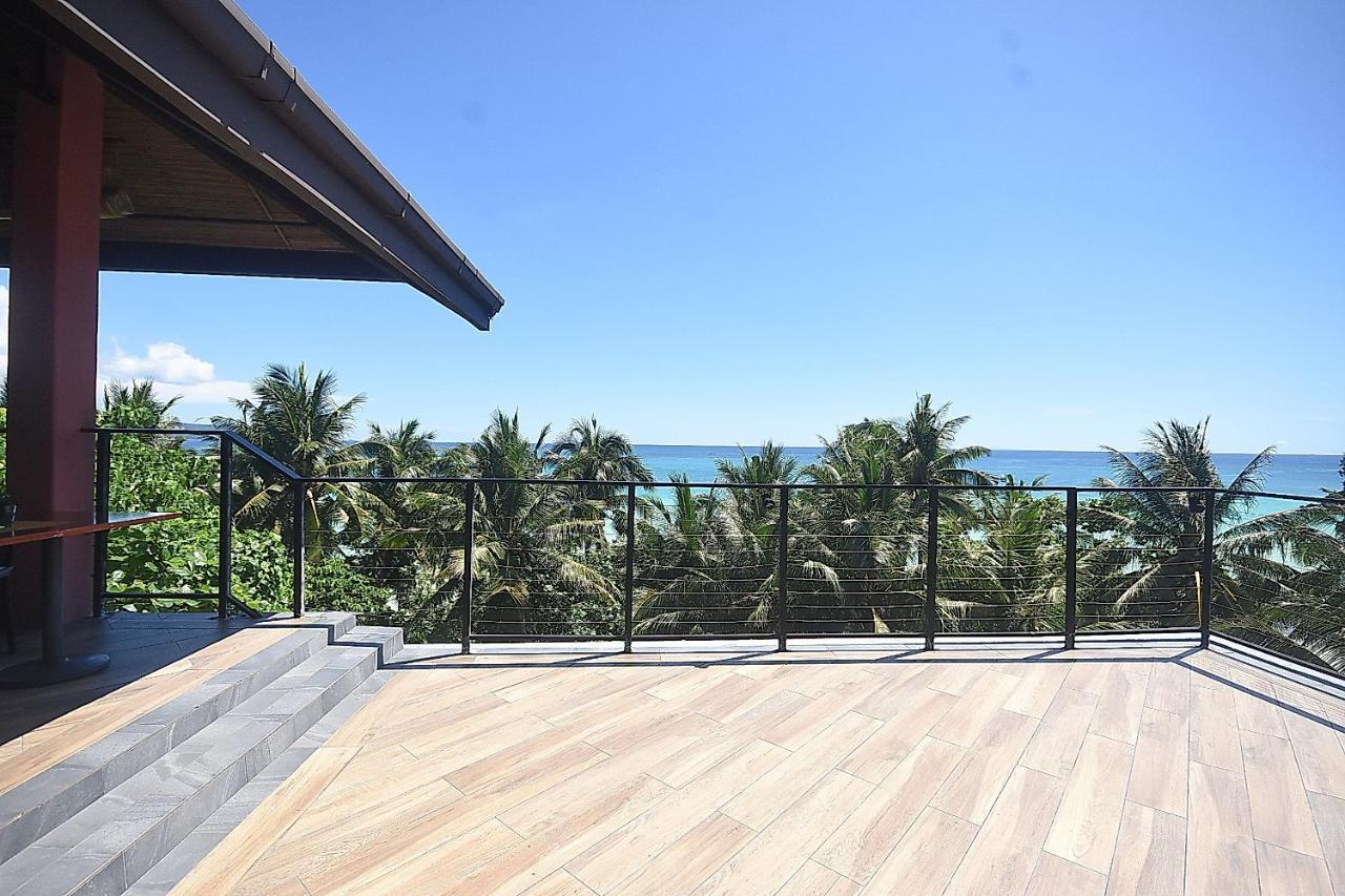 Hotel Signature Boracay Punta Rosa 3*
