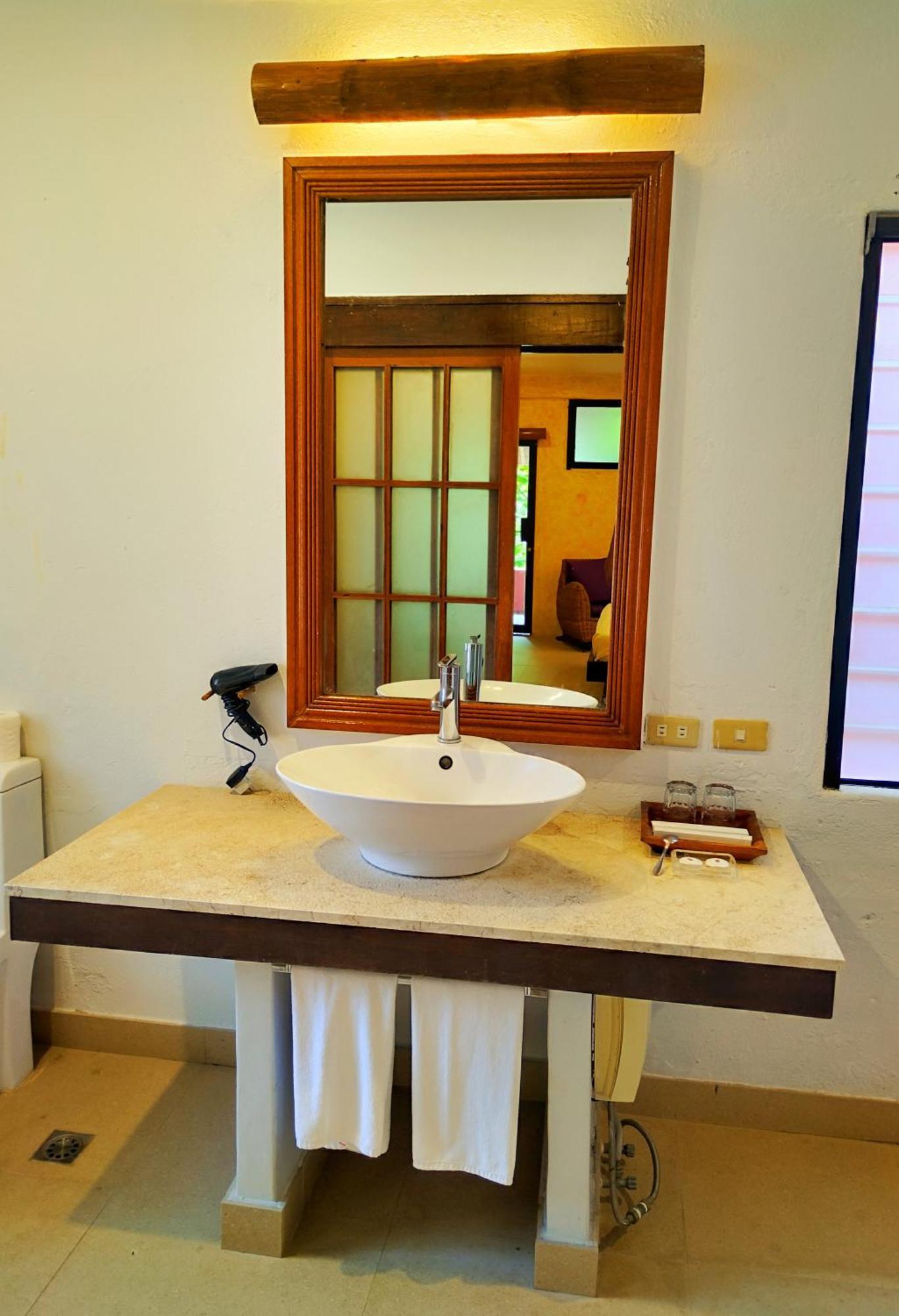 Signature Boracay Punta Rosa Hotel 3*